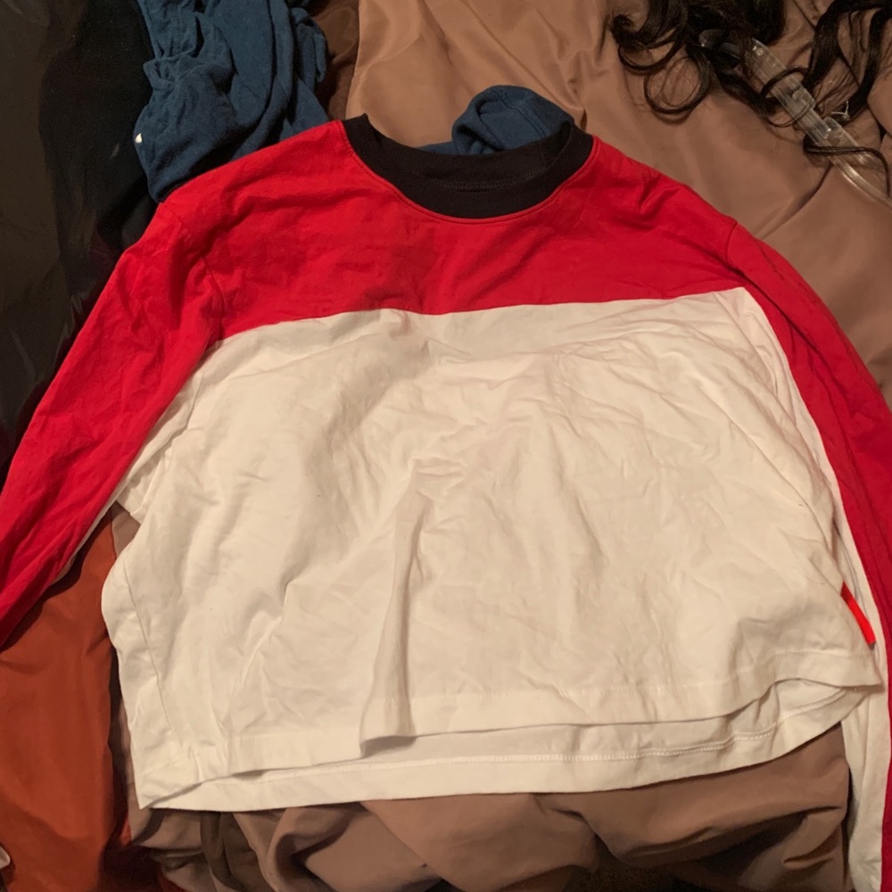 True Religion, Red and white cropped long sleeve